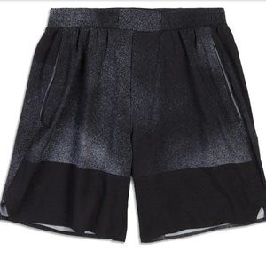 *NWOT* Lululemon Linerless Switch Up Short 7" *Size Large*